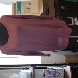 Maurices 24/7 quarter length sleeve tee.  Mauve color.  Size L.